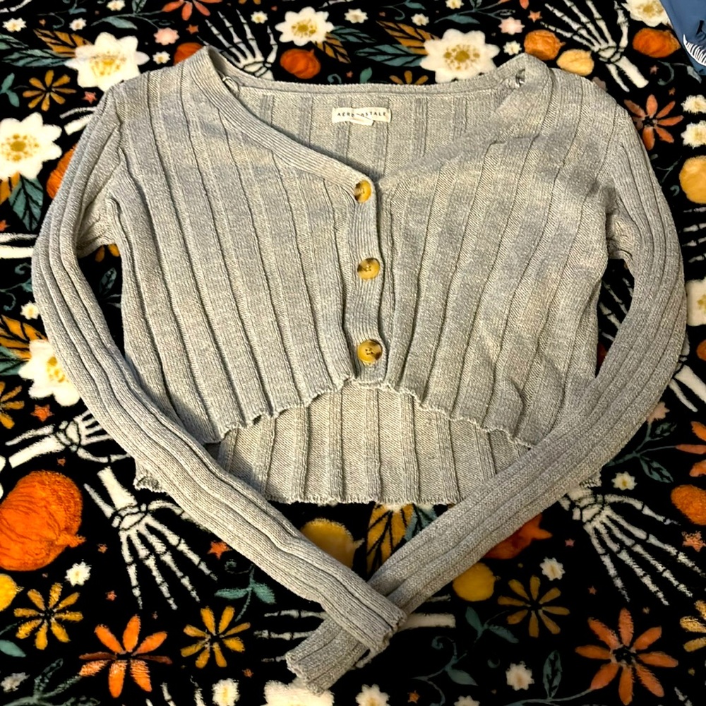 Aeropostale gray sweater cropped